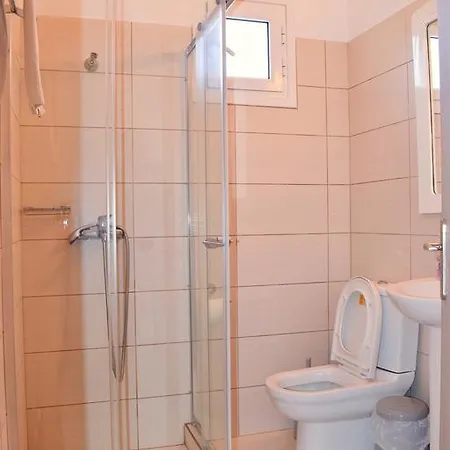 Ostria's House Apartman