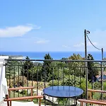 Ostria's House 아파트 Ratzaklíon